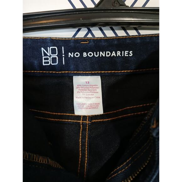 No Boundaries Dark Wash Jeans Size 13 - Picture 2 of 5